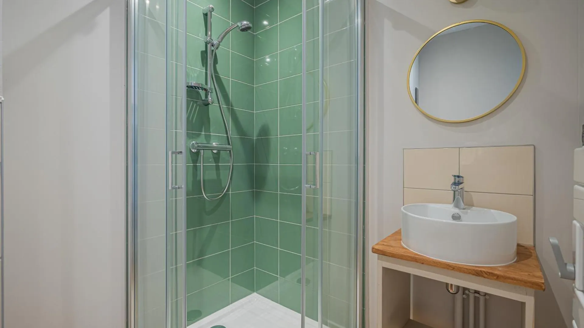 Le Felix Appart'Hotel, Centre Ville Romans-sur-Isère Aparthotel